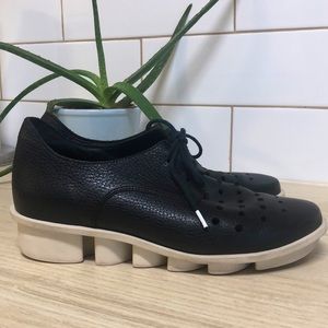 Beautiful soft leather French brand “Arche” shoes